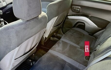 Mitsubishi Outlander III рестайлинг 3, 2008 год, 890 000 рублей, 8 фотография