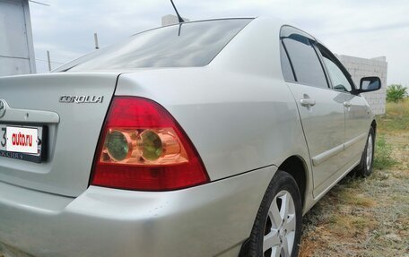 Toyota Corolla, 2005 год, 490 000 рублей, 3 фотография