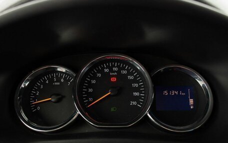 Renault Logan II, 2015 год, 815 000 рублей, 22 фотография