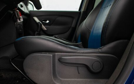 Renault Logan II, 2015 год, 815 000 рублей, 32 фотография