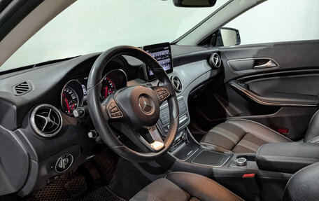 Mercedes-Benz CLA, 2017 год, 2 120 000 рублей, 15 фотография