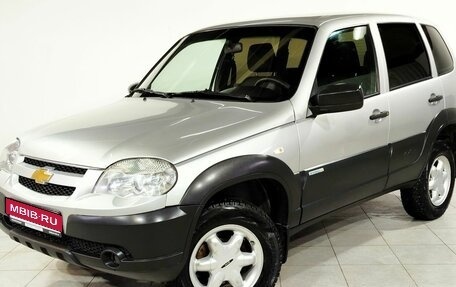 Chevrolet Niva I рестайлинг, 2018 год, 750 000 рублей, 1 фотография