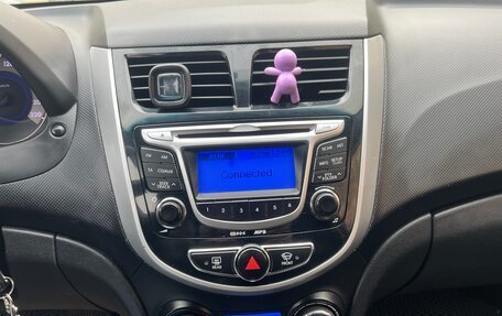 Hyundai Solaris II рестайлинг, 2012 год, 780 000 рублей, 10 фотография