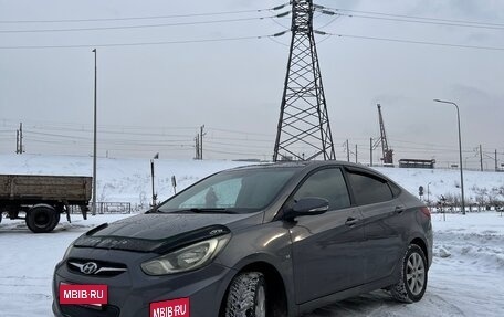 Hyundai Solaris II рестайлинг, 2012 год, 780 000 рублей, 7 фотография