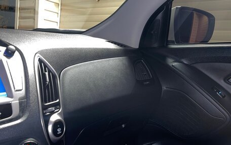 Hyundai ix35 I рестайлинг, 2013 год, 1 600 000 рублей, 21 фотография