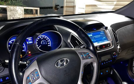 Hyundai ix35 I рестайлинг, 2013 год, 1 600 000 рублей, 27 фотография