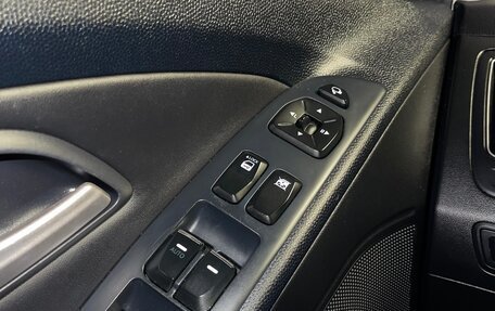 Hyundai ix35 I рестайлинг, 2013 год, 1 600 000 рублей, 30 фотография