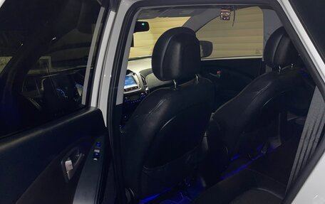 Hyundai ix35 I рестайлинг, 2013 год, 1 600 000 рублей, 37 фотография