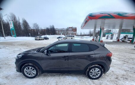 Hyundai Tucson III, 2016 год, 1 990 000 рублей, 12 фотография