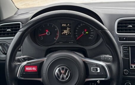 Volkswagen Polo VI (EU Market), 2018 год, 1 050 000 рублей, 11 фотография