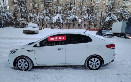 KIA Rio III рестайлинг, 2015 год, 425 000 рублей, 2 фотография