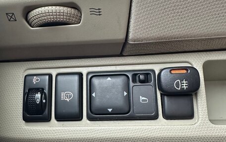 Nissan Micra III, 2005 год, 550 000 рублей, 11 фотография