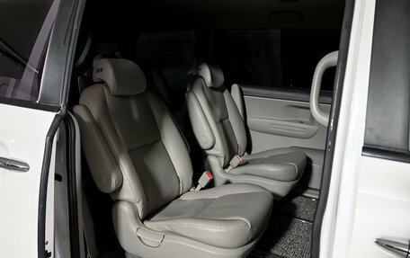 KIA Carnival III, 2016 год, 2 400 000 рублей, 19 фотография