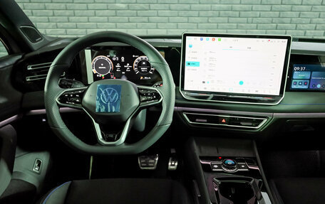 Volkswagen Tiguan, 2025 год, 4 950 000 рублей, 19 фотография