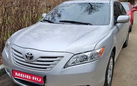 Toyota Camry, 2008 год, 850 000 рублей, 1 фотография