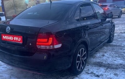 Volkswagen Polo VI (EU Market), 2013 год, 800 000 рублей, 1 фотография