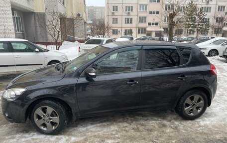 KIA cee'd I рестайлинг, 2010 год, 670 000 рублей, 2 фотография