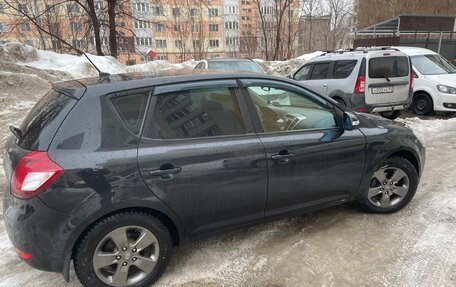KIA cee'd I рестайлинг, 2010 год, 670 000 рублей, 3 фотография