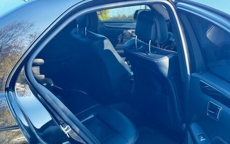 Mercedes-Benz E-Класс, 2014 год, 2 899 999 рублей, 26 фотография