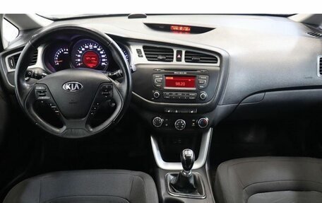 KIA cee'd III, 2015 год, 1 040 000 рублей, 12 фотография