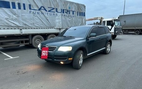 Volkswagen Touareg III, 2005 год, 1 100 000 рублей, 2 фотография