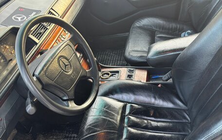 Mercedes-Benz E-Класс, 1994 год, 210 000 рублей, 7 фотография