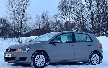 Volkswagen Golf VII, 2013 год, 900 000 рублей, 2 фотография