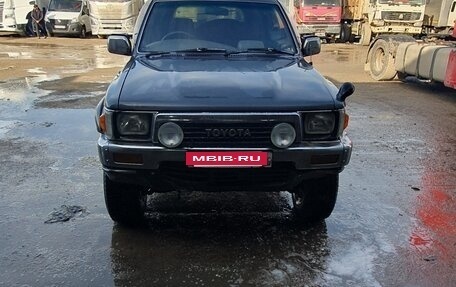 Toyota Hilux Surf III рестайлинг, 1991 год, 500 000 рублей, 3 фотография