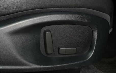 Jaguar E-Pace, 2018 год, 2 334 000 рублей, 23 фотография