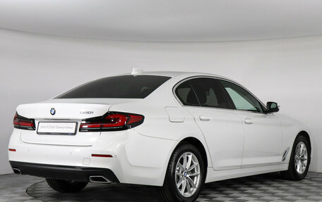 BMW 5 серия, 2021 год, 4 947 000 рублей, 2 фотография