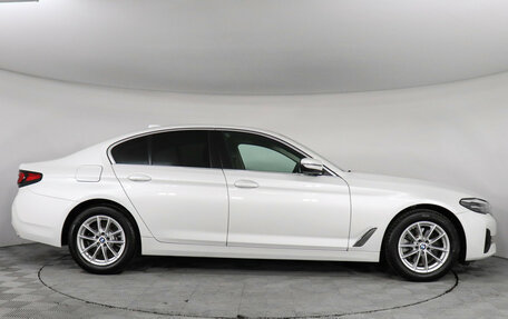 BMW 5 серия, 2021 год, 4 947 000 рублей, 6 фотография