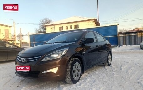 Hyundai Solaris II рестайлинг, 2015 год, 1 120 000 рублей, 1 фотография