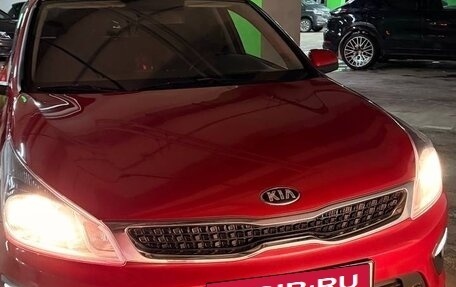 KIA Rio IV, 2020 год, 1 900 000 рублей, 1 фотография