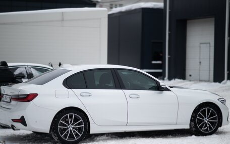 BMW 3 серия, 2021 год, 3 900 000 рублей, 6 фотография