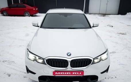 BMW 3 серия, 2021 год, 3 900 000 рублей, 18 фотография