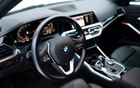 BMW 3 серия, 2021 год, 3 900 000 рублей, 26 фотография