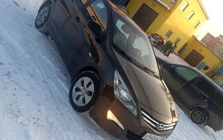 Hyundai Solaris II рестайлинг, 2015 год, 1 120 000 рублей, 2 фотография