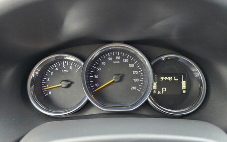 Renault Logan II, 2019 год, 1 100 000 рублей, 13 фотография