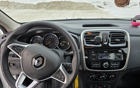 Renault Logan II, 2019 год, 1 100 000 рублей, 17 фотография
