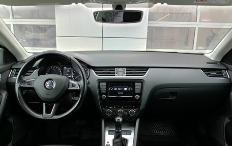 Skoda Octavia, 2017 год, 1 690 000 рублей, 8 фотография