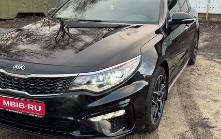KIA Optima IV, 2018 год, 2 200 000 рублей, 3 фотография