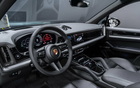 Porsche Cayenne III, 2024 год, 16 400 000 рублей, 11 фотография