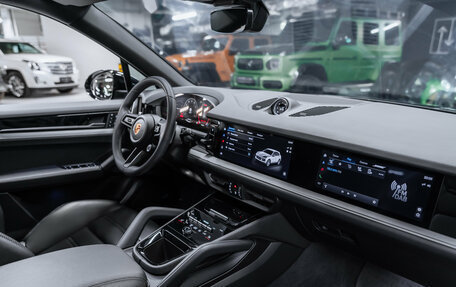 Porsche Cayenne III, 2024 год, 16 400 000 рублей, 10 фотография