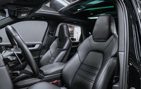 Porsche Cayenne III, 2024 год, 16 400 000 рублей, 16 фотография