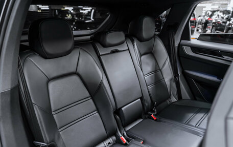 Porsche Cayenne III, 2024 год, 16 400 000 рублей, 19 фотография