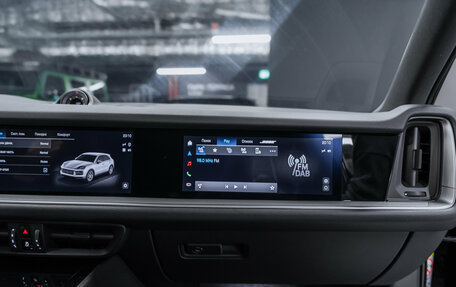 Porsche Cayenne III, 2024 год, 16 400 000 рублей, 24 фотография