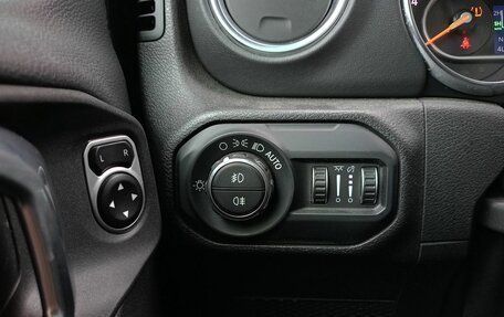 Jeep Wrangler, 2019 год, 4 820 000 рублей, 9 фотография