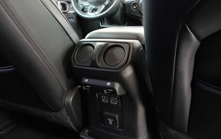 Jeep Wrangler, 2019 год, 4 820 000 рублей, 15 фотография