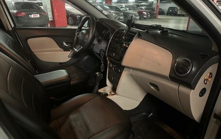 Renault Logan II, 2018 год, 750 000 рублей, 9 фотография