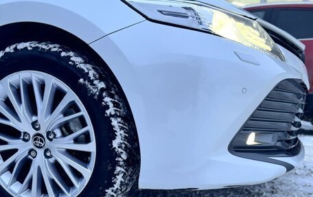 Toyota Camry, 2019 год, 3 500 000 рублей, 9 фотография